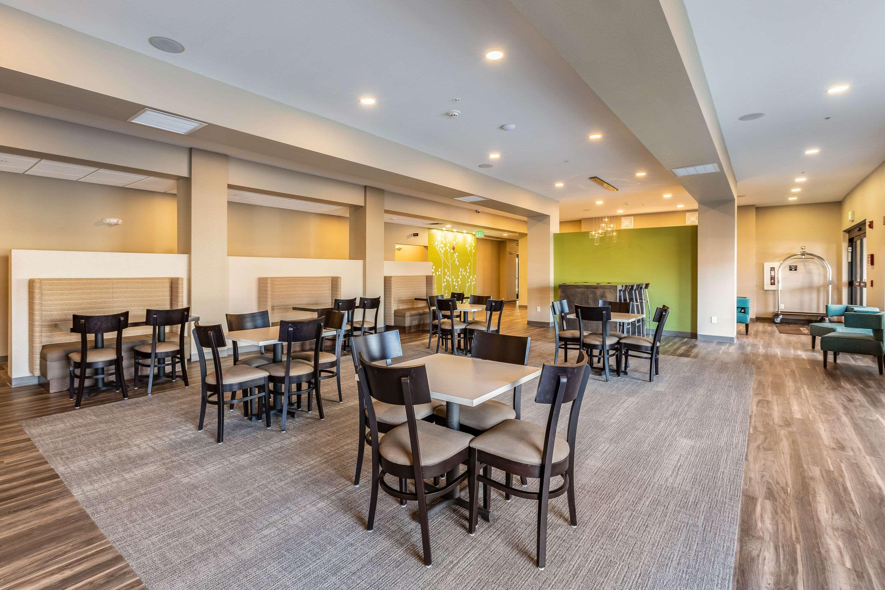 Sleep Inn & Suites Mt Hope Near Auction & Event Center Millersburg Exteriér fotografie