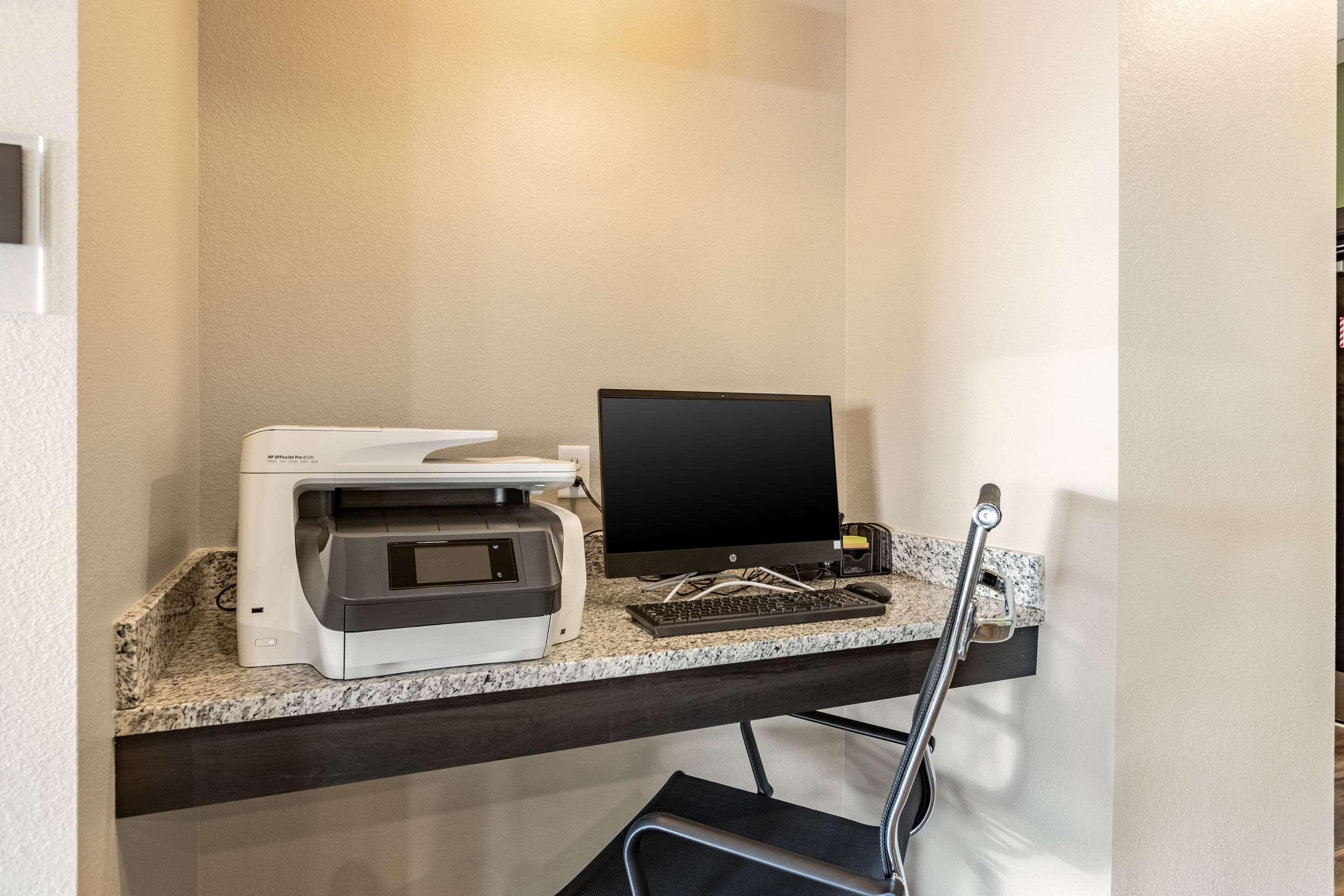 Sleep Inn & Suites Mt Hope Near Auction & Event Center Millersburg Exteriér fotografie